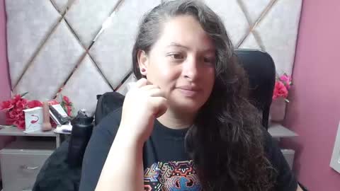 sara_thonson_ online show from 02-08-26, 03:10