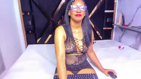 Snapshot of sara_tourner chatting on 06-11-26, 11:19 sara_tourner online show from 06-11-26, 11:19
