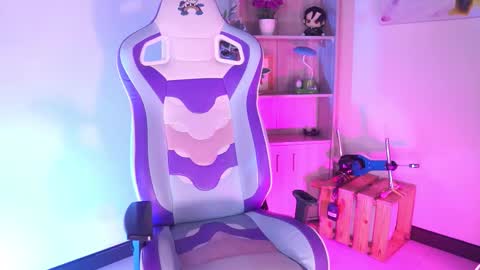 Snapshot of sara_ttobon chatting on 03-10-26, 08:14 SARA online show from 03-10-26, 08:14