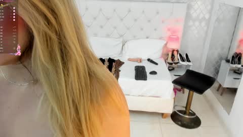 Saraa Gomez online show from 02-02-25, 01:02