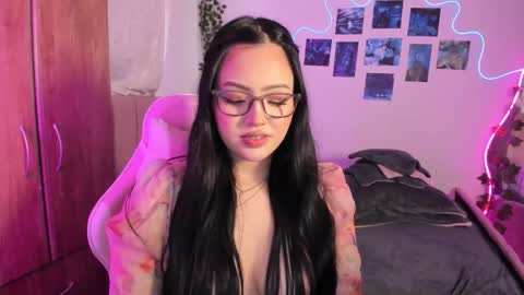          online show from 03-06-26, 07:54