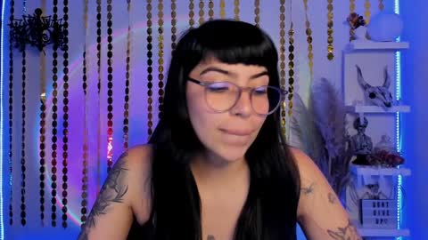 Snapshot of saraadesire chatting on 01-15-25, 01:23 Sara online show from 01-15-25, 01:23