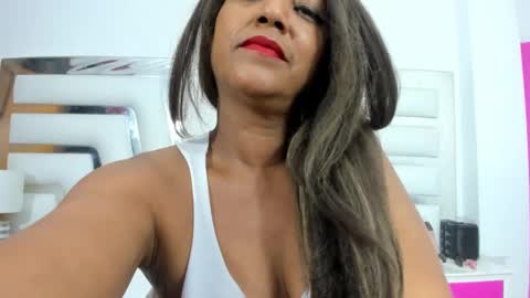 Snapshot of saraajhons chatting on 02-23-25, 07:17 Sara online show from 02-23-25, 07:17