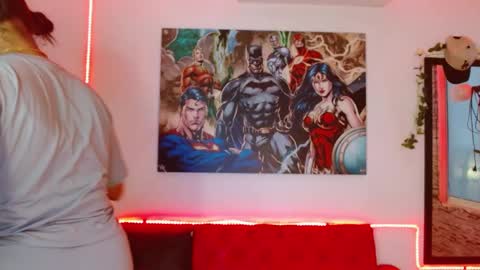 SARAHGIL online show from 01-21-25, 08:32