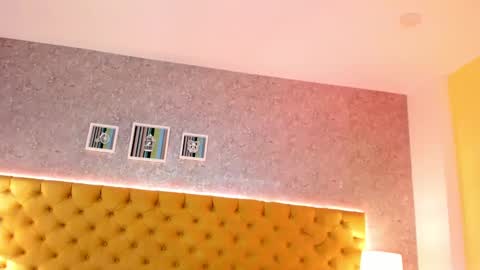 Sara Wolff online show from 01-11-25, 02:30