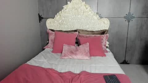 Sara online show from 12-19-24, 12:23