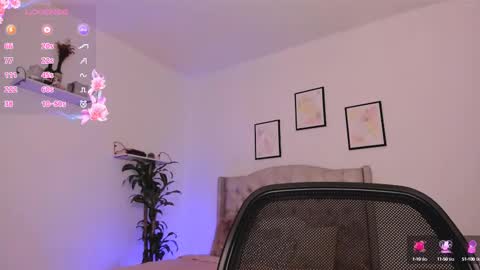 Sara online show from 02-28-25, 01:36