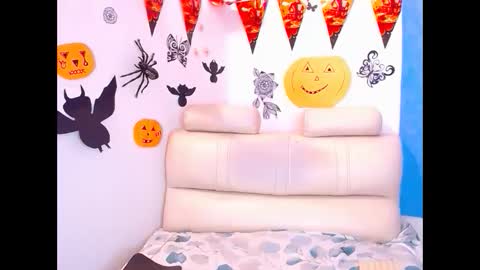 Snapshot of sarabigcock1 chatting on 10-12-25, 04:39 Sarah online show from 10-12-25, 04:39