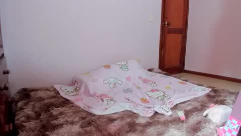 Snapshot of saraconnorxx chatting on 11-22-25, 03:22 Sara online show from 11-22-25, 03:22