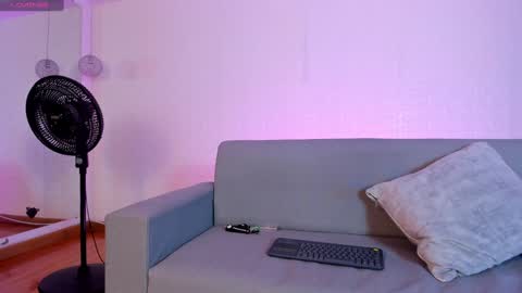 Snapshot of saracorraless chatting on 12-06-24, 12:45 Sara  Everyday From 1430 to 2130 Col Time online show from 12-06-24, 12:45