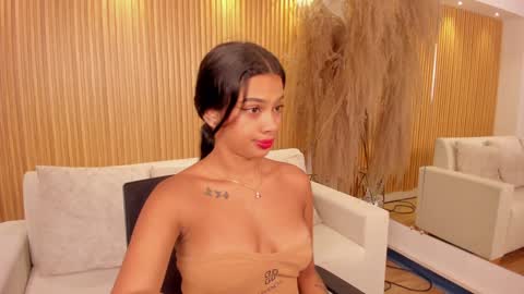 Snapshot of saracorraless chatting on 12-10-24, 08:38 Sara  Everyday From 1430 to 2130 Col Time online show from 12-10-24, 08:38