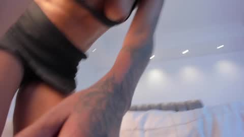 Snapshot of saracorraless chatting on 12-13-24, 05:05 Sara  Everyday From 1430 to 2130 Col Time online show from 12-13-24, 05:05