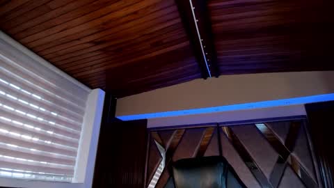 Snapshot of saracorraless chatting on 02-21-25, 10:48 Sara  Everyday From 1430 to 2130 Col Time online show from 02-21-25, 10:48