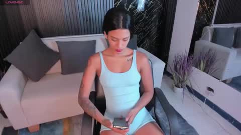 Snapshot of saracorraless chatting on 09-24-25, 10:51 Sara  Everyday From 1430 to 2130 Col Time online show from 09-24-25, 10:51