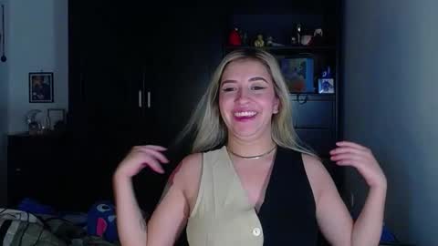 saradiazxxx online show from 03-09-26, 08:40