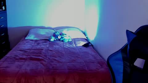 saradiazxxx online show from 04-26-26, 02:37