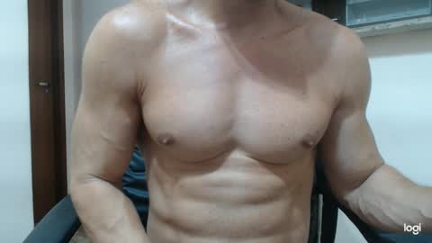 saradorj92 online show from 02-01-25, 07:57