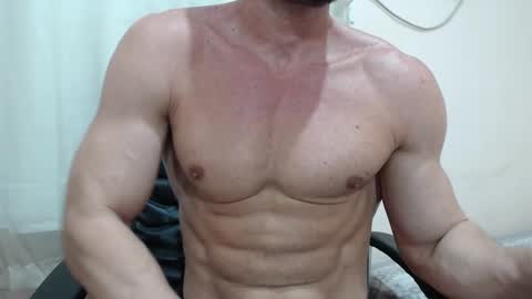 saradorj92 online show from 09-09-25, 02:22