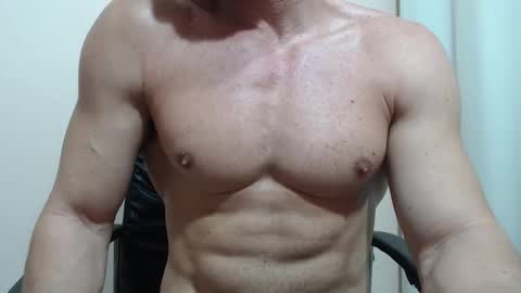 saradorj92 online show from 02-26-26, 04:00