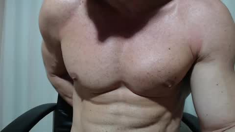 saradorj92 online show from 04-09-26, 01:49