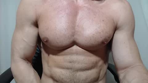 saradorj92 online show from 04-27-26, 06:50