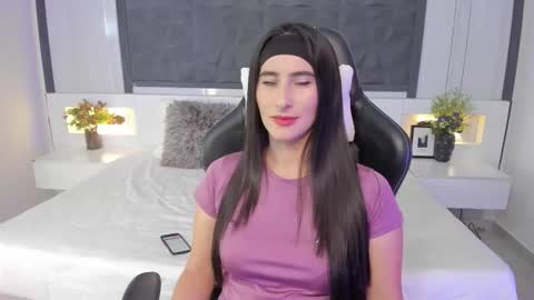  Sara Gomez  online show from 11-13-25, 01:43