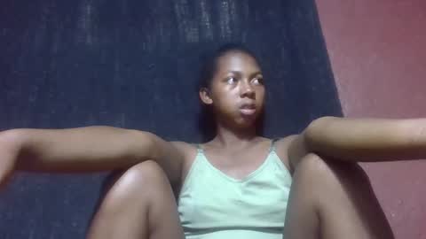 sarah146341 online show from 03-09-25, 11:25