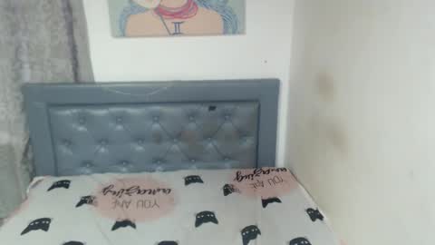 Snapshot of sarah_acero chatting on 10-22-25, 07:46 sarah online show from 10-22-25, 07:46