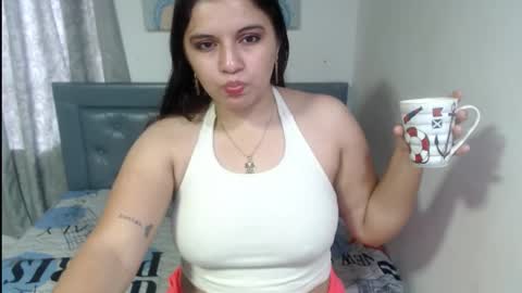 Snapshot of sarah_acero chatting on 12-01-25, 07:41 sarah online show from 12-01-25, 07:41