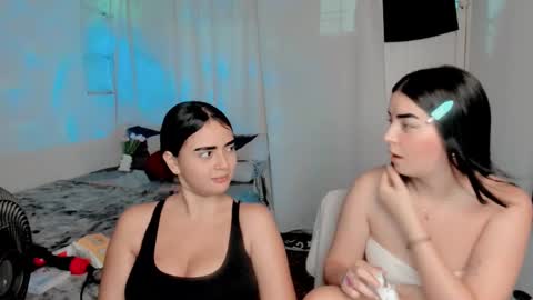 Snapshot of sarah_angelll chatting on 02-08-25, 09:57 sarah online show from 02-08-25, 09:57