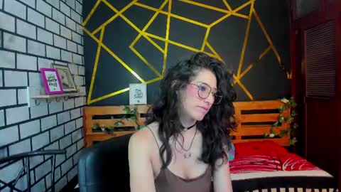 Sarah online show from 07-22-26, 12:30