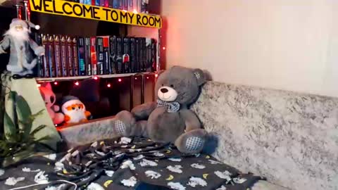 Yours Sarah online show from 12-17-24, 10:11