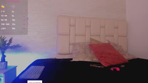 Snapshot of sarah_gothicgirl chatting on 10-30-25, 08:09 sarah_gothicgirl online show from 10-30-25, 08:09