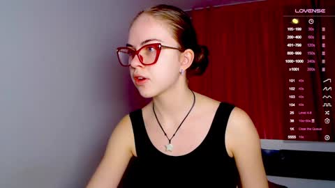 Snapshot of sarah_hs chatting on 01-10-25, 11:54 Sarah online show from 01-10-25, 11:54