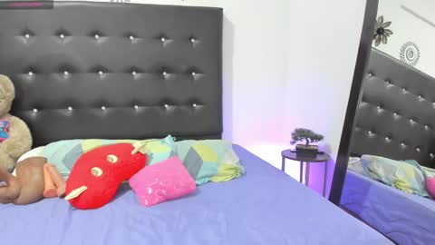 Snapshot of sarah_lowee chatting on 02-07-26, 11:30 sarah_lowee online show from 02-07-26, 11:30