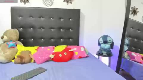 sarah_lowee online show from 03-19-26, 12:58