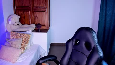 Sarah Independent model online show from 02-20-25, 10:48