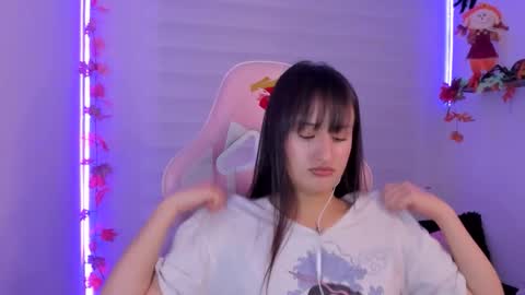 Sarah Ramirez online show from 11-06-25, 03:07