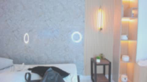 sarah online show from 10-06-25, 03:31