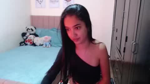 Sarah online show from 12-14-24, 05:14