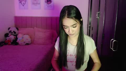 Sarah online show from 02-06-25, 01:38