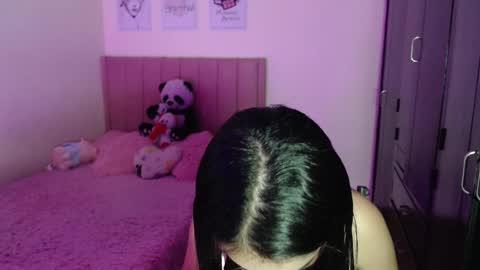 Sarah online show from 02-13-25, 09:49