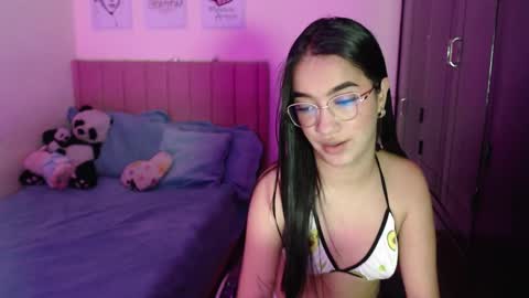 Sarah online show from 03-11-25, 02:54