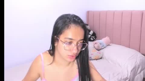 Sarah online show from 10-08-25, 03:31