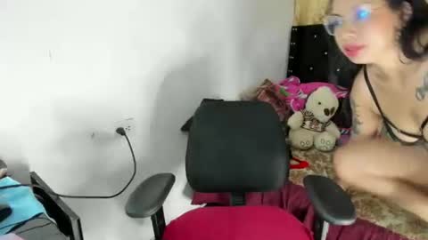 Sarah online show from 10-11-25, 07:51