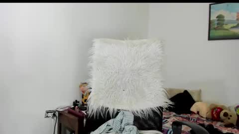 Sarah online show from 11-18-25, 06:40