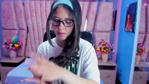 Sarah online show from 02-26-26, 01:54