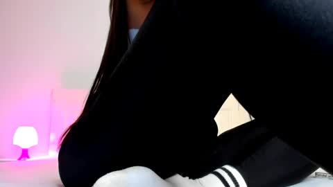 Sarah online show from 04-21-26, 07:06