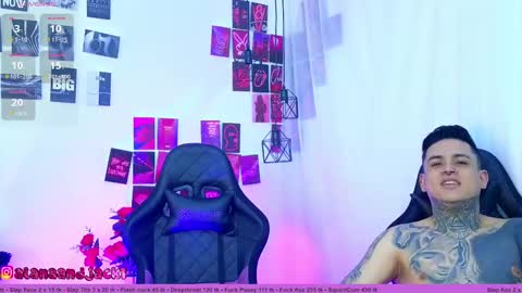 Snapshot of sarahandzack chatting on 09-30-25, 04:45 Sarah Zack online show from 09-30-25, 04:45