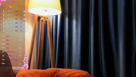 Snapshot of sarahcarrter chatting on 02-12-25, 05:48 Sarah online show from 02-12-25, 05:48